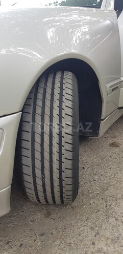 Mercedes E 240 2000, 366,073 km - 2.4 l - Yevlax