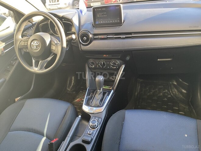 Toyota Yaris 2018, 65,000 km - 1.5 l - Bakı