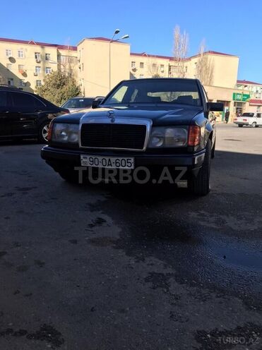 Mercedes E 250 1990, 350,000 km - 2.5 l - Sumqayıt