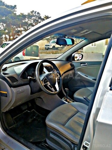 Hyundai Accent 2011, 270,000 km - 1.4 l - Bakı