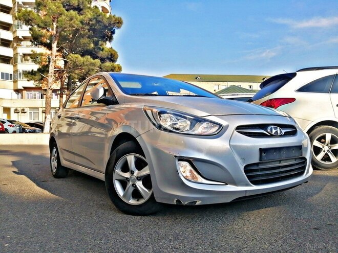 Hyundai Accent 2011, 270,000 km - 1.4 l - Bakı