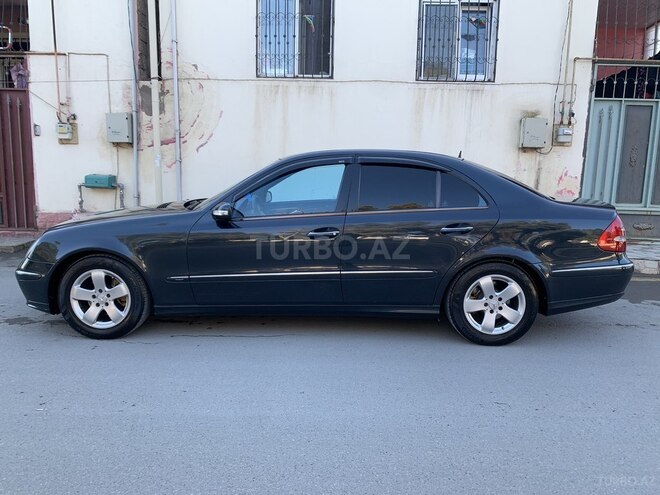 Mercedes E 240 2002, 255,000 km - 2.6 л - Bakı