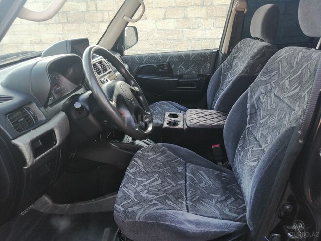 Mitsubishi Pajero io 2004, 177,500 km - 1.8 l - Siyəzən