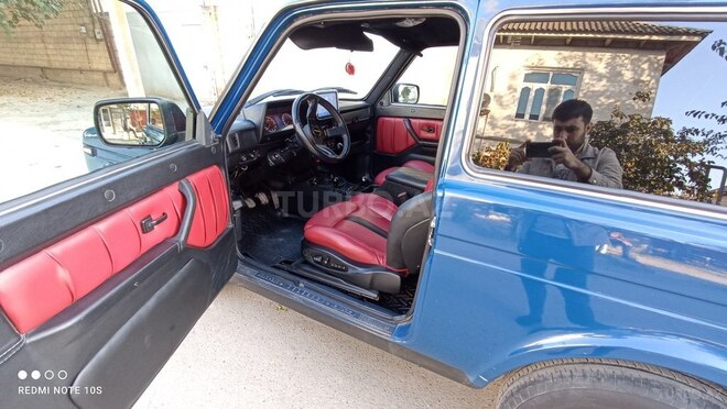 LADA (VAZ) Niva 2013, 70,500 km - 1.7 l - Salyan