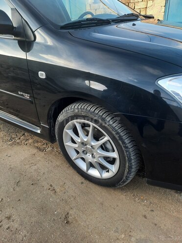 Toyota Corolla 2006, 148,000 km - 1.4 l - Bakı