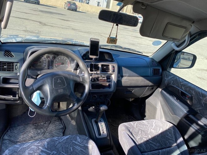 Mitsubishi Pajero io 1999, 330,930 km - 1.8 l - Bakı