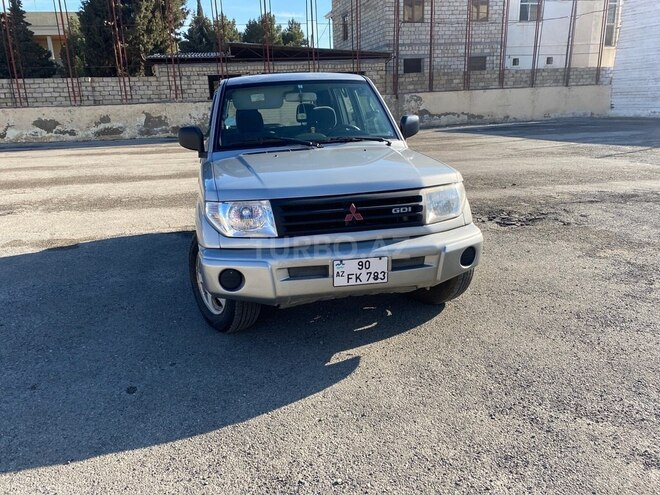 Mitsubishi Pajero io 1999, 330,930 km - 1.8 l - Bakı
