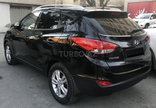 Hyundai ix35 2010, 194,000 km - 2.0 l - Bakı