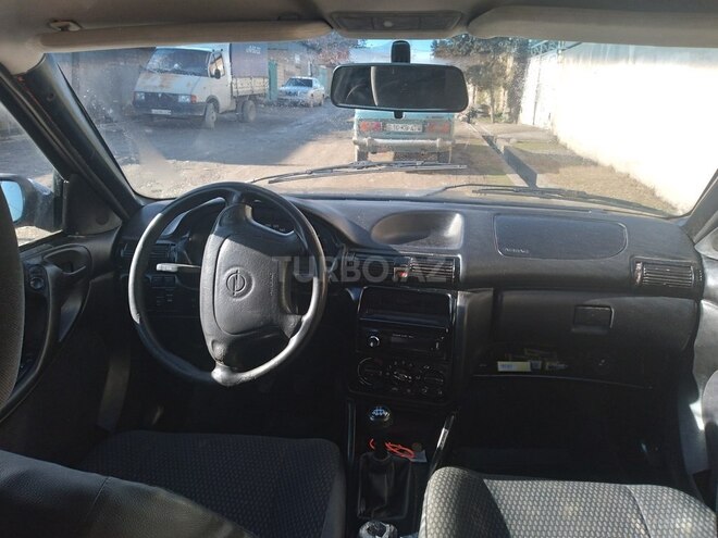 Opel Astra 1997, 420,000 km - 1.6 л - Quba