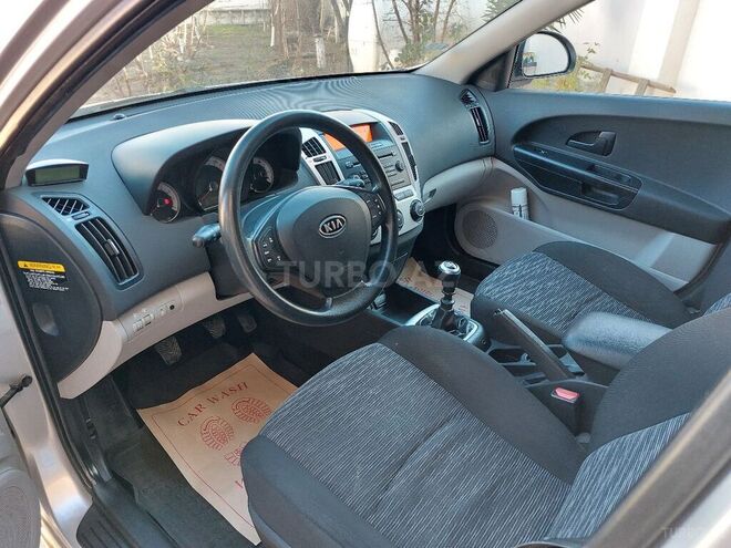 Kia Ceed 2008, 268,000 km - 1.4 l - Gəncə