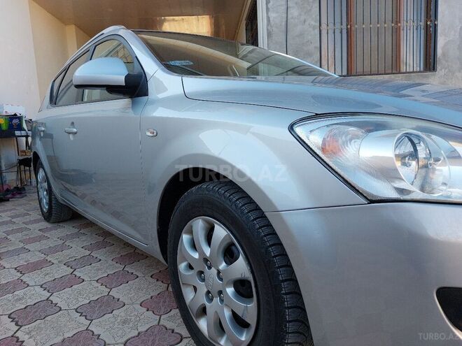 Kia Ceed 2008, 268,000 km - 1.4 l - Gəncə
