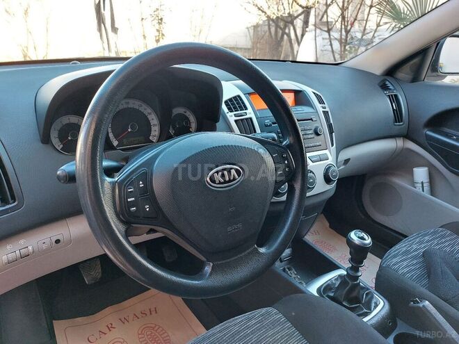 Kia Ceed 2008, 268,000 km - 1.4 l - Gəncə