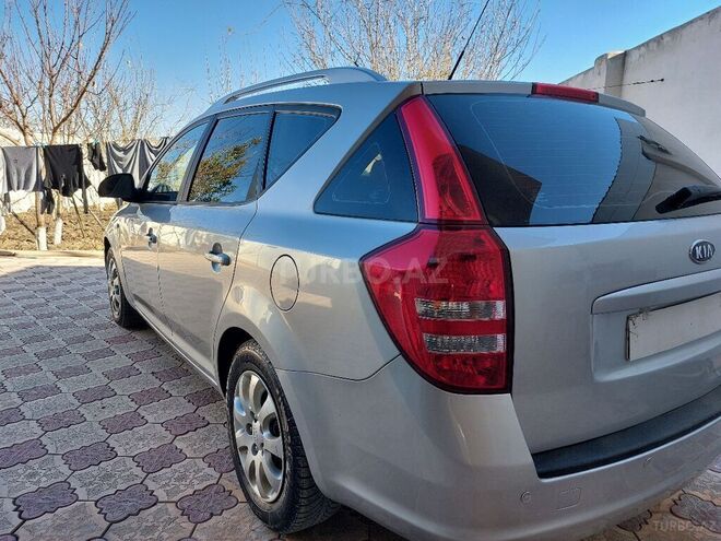 Kia Ceed 2008, 268,000 km - 1.4 l - Gəncə