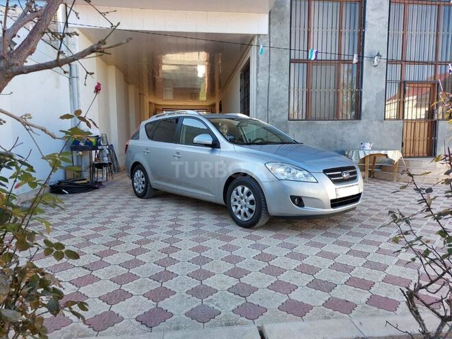 Kia Ceed 2008, 268,000 km - 1.4 l - Gəncə