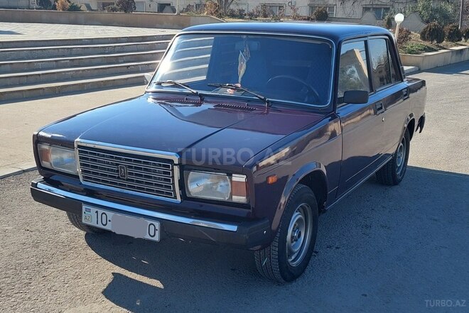 LADA (VAZ) 2107 2001, 22,907 km - 1.5 л - Salyan