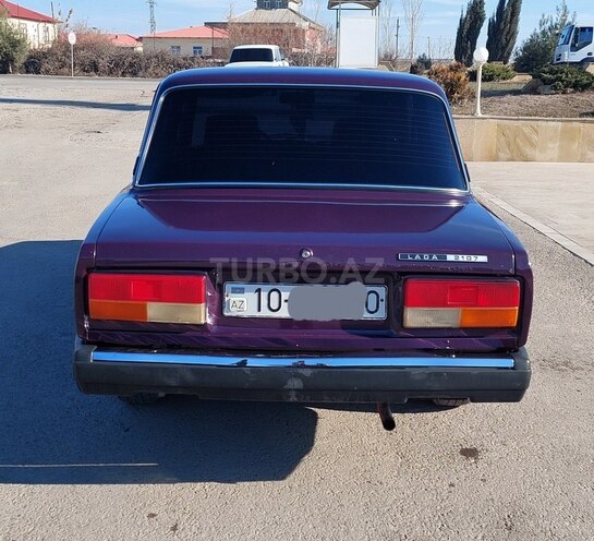 LADA (VAZ) 2107 2001, 22,907 km - 1.5 л - Salyan