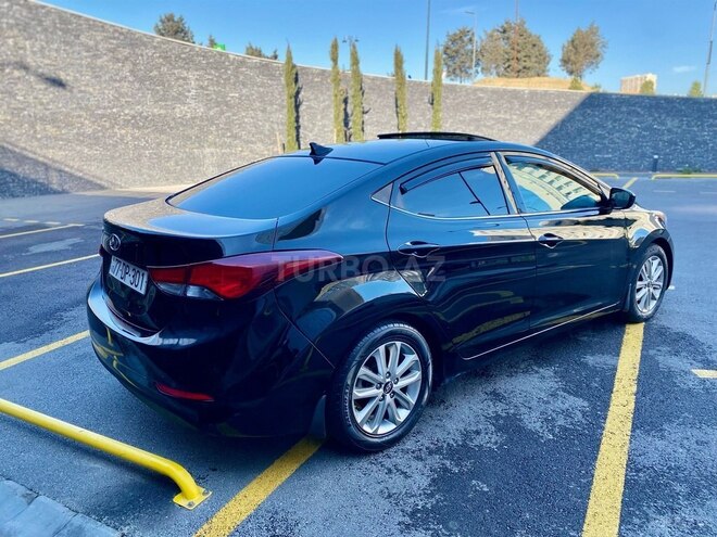 Hyundai Elantra 2015, 113,300 km - 1.8 л - Bakı