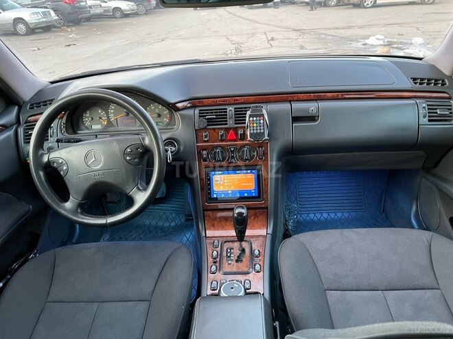 Mercedes E 270 2001, 460,384 km - 2.7 l - Bakı
