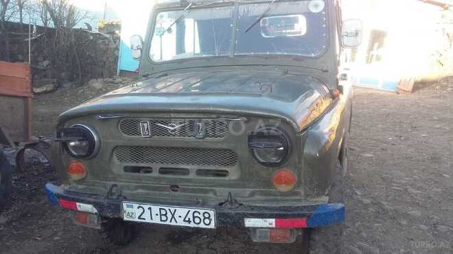 UAZ 469 1984, 300,000 km - 2.4 l - Gədəbəy