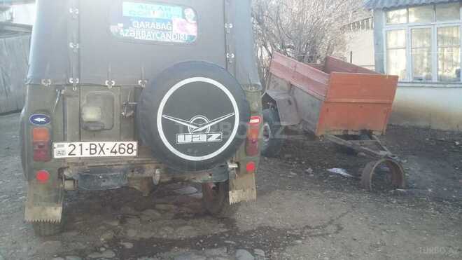 UAZ 469 1984, 300,000 km - 2.4 l - Gədəbəy
