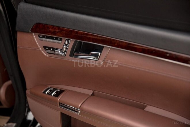 Mercedes S 500 2011, 133,000 km - 4.7 л - Bakı
