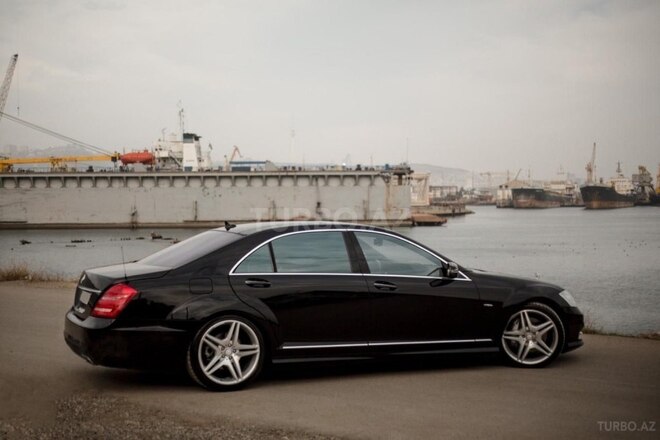 Mercedes S 500 2011, 133,000 km - 4.7 л - Bakı