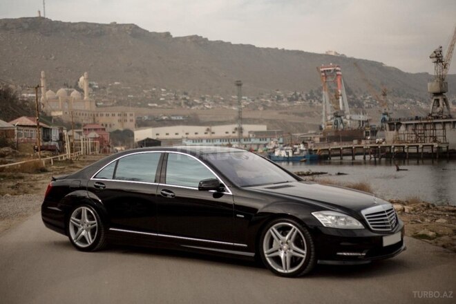 Mercedes S 500 2011, 133,000 km - 4.7 л - Bakı