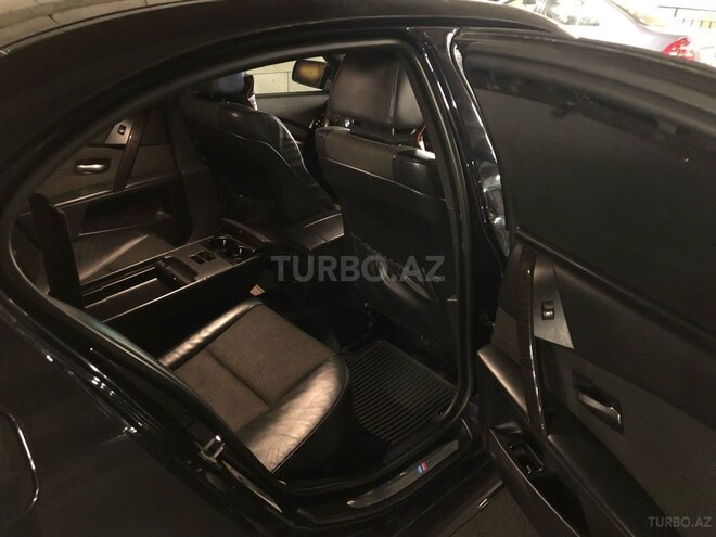 BMW 525 2005, 350,000 km - 2.5 l - Bakı