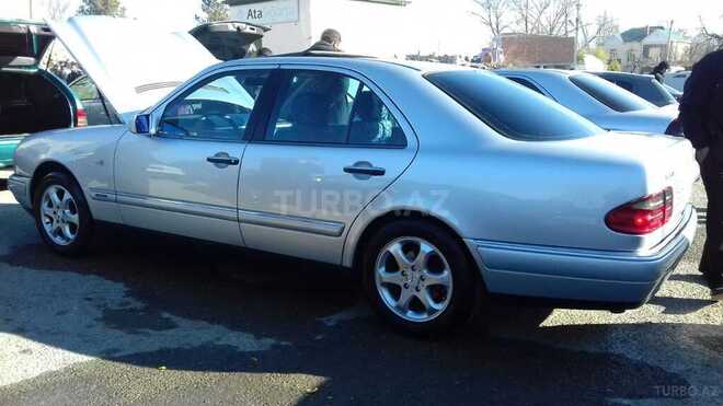 Mercedes E 240 1999, 373,000 km - 2.4 l - Bakı