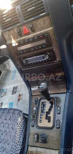Mercedes E 240 1999, 373,000 km - 2.4 l - Bakı
