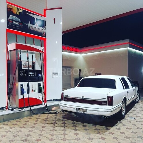 Lincoln Town Car 1994, 200,000 km - 4.6 l - Mingəçevir