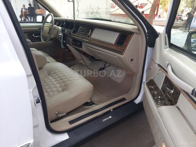 Lincoln Town Car 1994, 200,000 km - 4.6 l - Mingəçevir