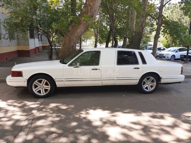 Lincoln Town Car 1994, 200,000 km - 4.6 l - Mingəçevir