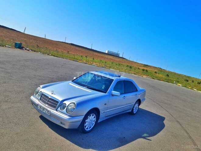 Mercedes E 230 1995, 342,000 km - 2.3 l - Bakı