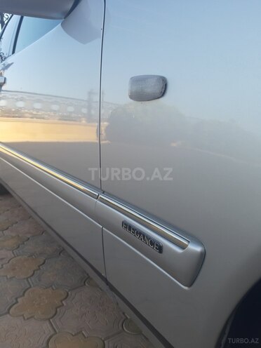 Mercedes E 230 1995, 342,000 km - 2.3 l - Bakı