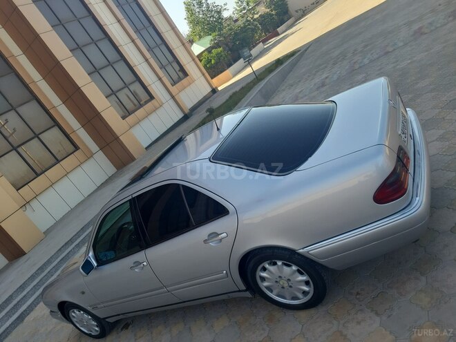 Mercedes E 230 1995, 342,000 km - 2.3 l - Bakı