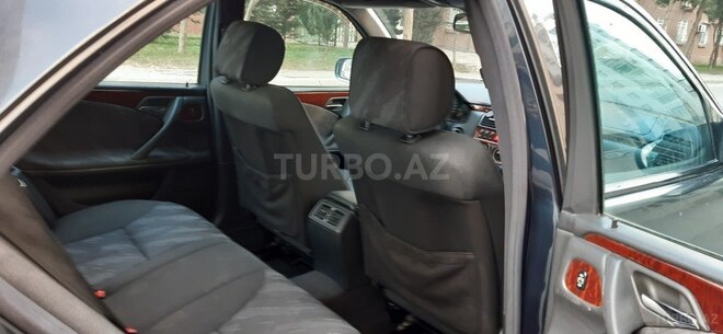 Mercedes E 270 2000, 285,000 km - 2.7 l - Bakı