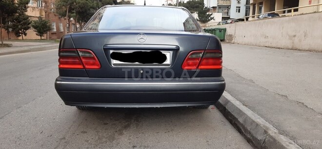 Mercedes E 270 2000, 285,000 km - 2.7 l - Bakı