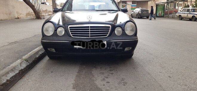 Mercedes E 270 2000, 285,000 km - 2.7 l - Bakı