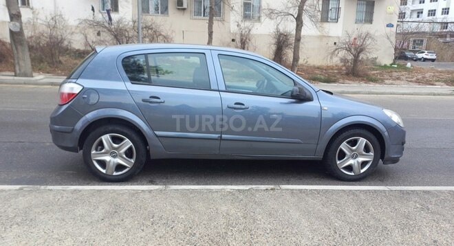 Opel Astra 2006, 179,165 km - 1.3 l - Bakı
