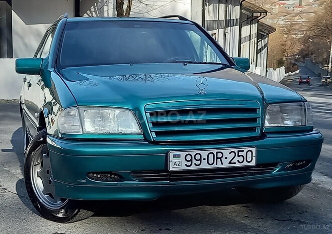 Mercedes C 180 1999, 271,366 km - 1.8 л - Şəki