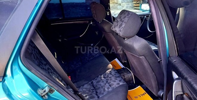 Mercedes C 180 1999, 271,366 km - 1.8 л - Şəki
