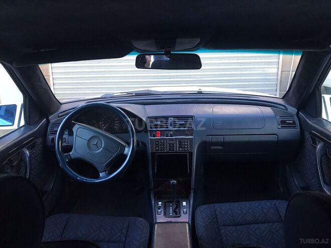 Mercedes C 220 1993, 280,000 km - 2.2 l - Bakı