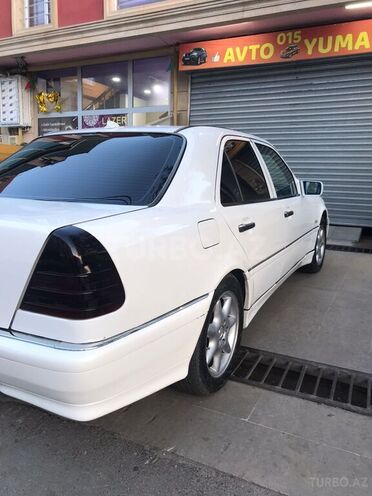 Mercedes C 220 1993, 280,000 km - 2.2 l - Bakı