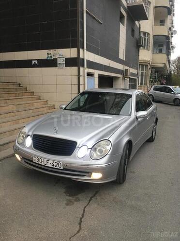 Mercedes E 220 2003, 450,000 km - 2.2 l - Bakı