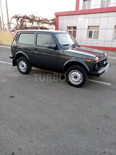 LADA (VAZ) Niva 2021, 7,250 km - 1.7 l - Yevlax