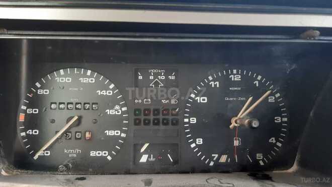 Volkswagen Jetta 1982, 316,000 km - 1.8 l - Bakı