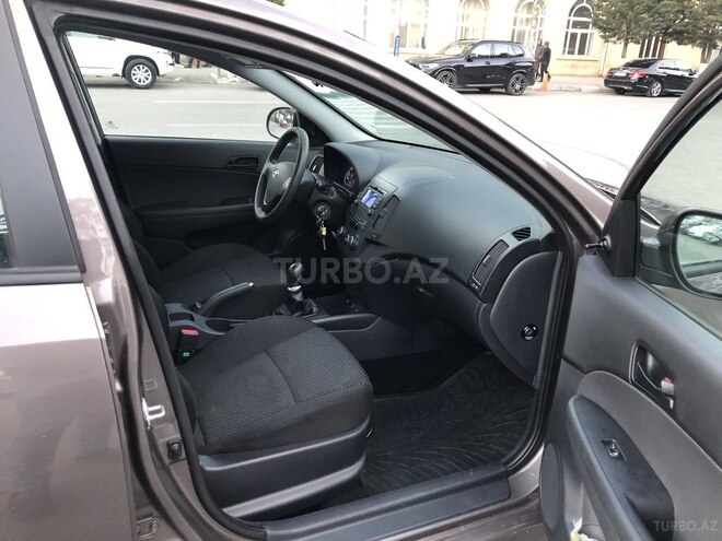 Hyundai i30 2011, 120,000 km - 1.4 l - Bakı