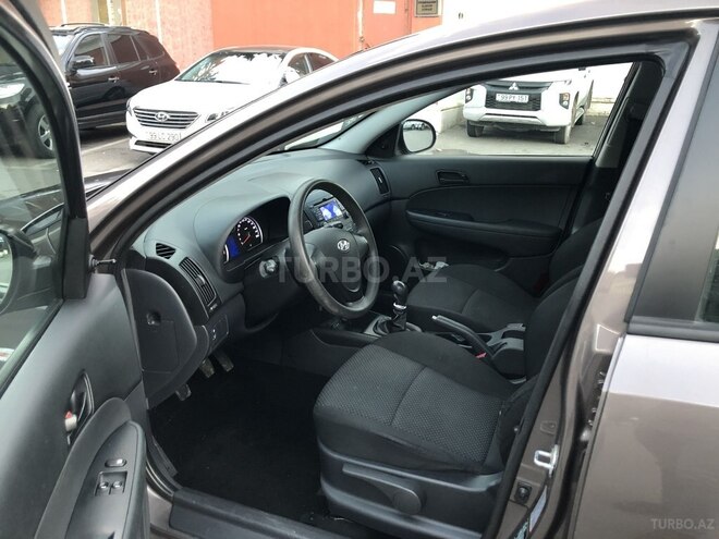 Hyundai i30 2011, 120,000 km - 1.4 l - Bakı