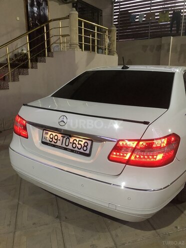 Mercedes E 220 2010, 234,000 km - 2.2 l - Yevlax